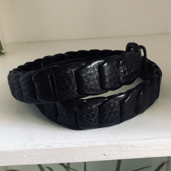 VTG Made in Mexico Black Tooled LeatherBasket chain Western Boho Belt - Picture 3 of 10